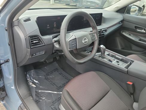 New 2026 Nissan Sentra SR image 16