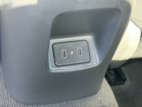 Used 2024 Hyundai Elantra SEL FWD image 15