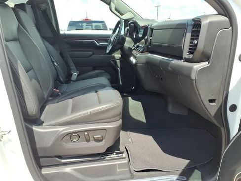 Used 2024 GMC Sierra 1500 SLT AWD/4WD image 13