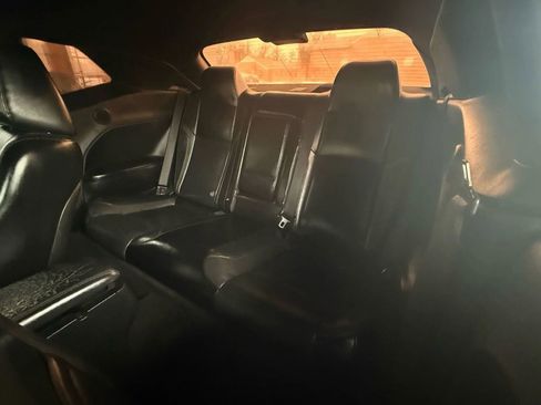 Used 2015 Dodge Challenger R/T Plus image 30