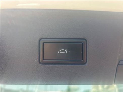 Used 2019 Volkswagen Atlas SE w/ Panoramic Sunroof Package AWD/4WD image 14