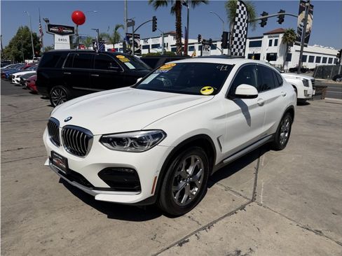 Used 2020 BMW X4 xDrive30i w/ Executive Package AWD/4WD image 10