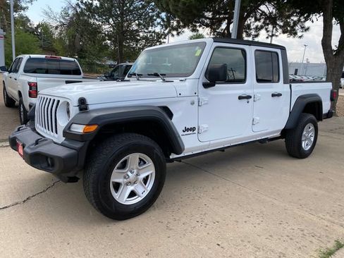 Used 2020 Jeep Gladiator Sport w/ Quick Order Package 24S AWD/4WD image 1