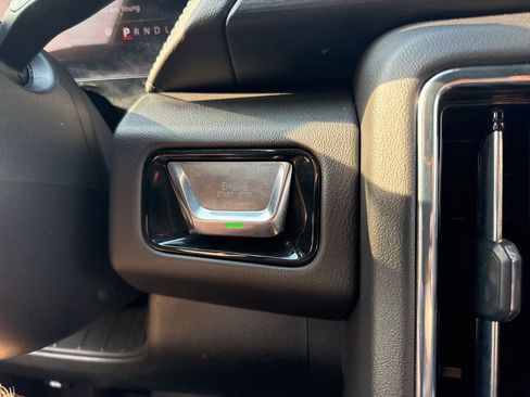 Used 2025 GMC Yukon Denali image 25