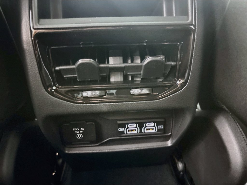 New 2027 Jeep Grand Cherokee Laredo X AWD/4WD image 17