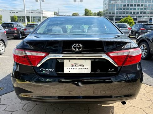 Used 2016 Toyota Camry LE FWD image 6