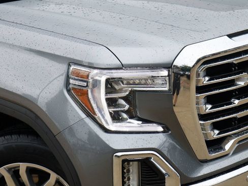 Used 2021 GMC Sierra 1500 SLT AWD/4WD image 2