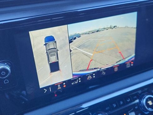 Used 2025 GMC Sierra 1500 AT4 w/ AT4 Premium Package image 19