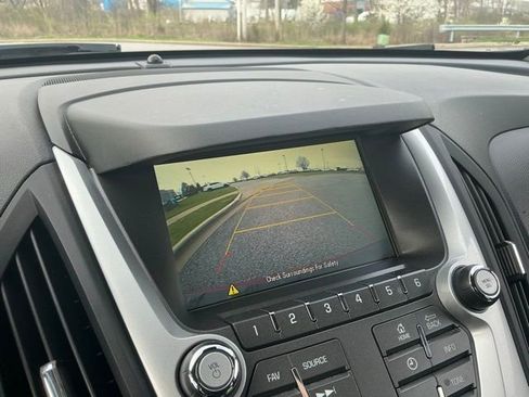 Used 2015 Chevrolet Equinox LT w/ Driver Convenience Package image 29
