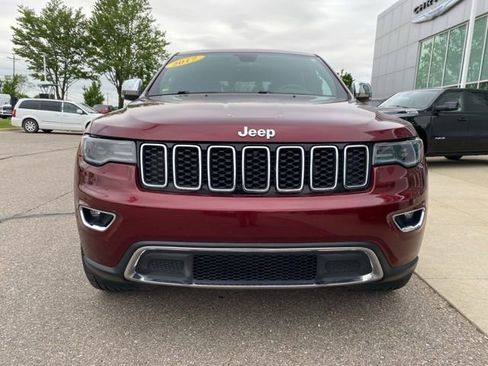 Used 2017 Jeep Grand Cherokee Limited w/ Luxury Group II AWD/4WD image 2