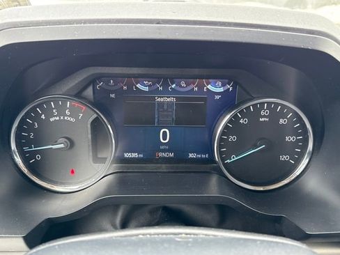 Used 2022 Ford Expedition XLT image 18