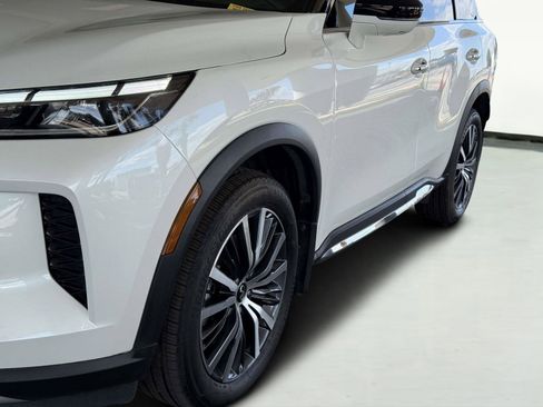 Used 2025 INFINITI QX60 Autograph image 32