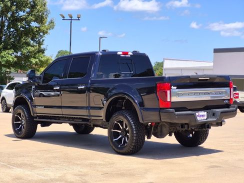 Used 2022 Ford F350 Platinum w/ Tremor Off-Road Package AWD/4WD image 4