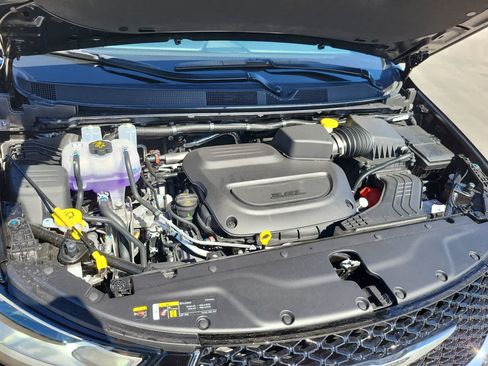 New 2026 Chrysler Pacifica Select FWD image 17