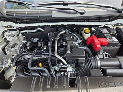 Used 2025 Nissan Kicks SV FWD image 22