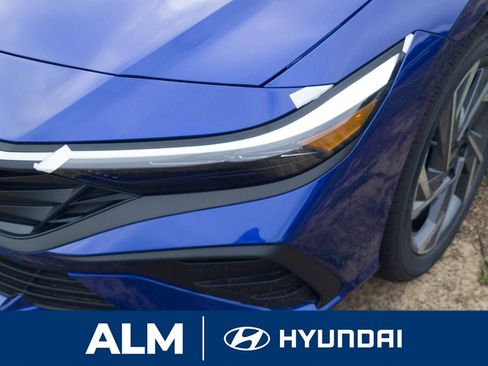 New 2025 Hyundai Elantra Sport image 9