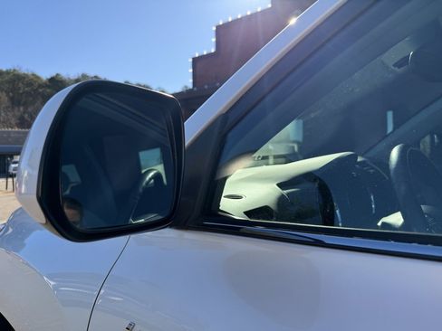 Used 2013 Toyota Highlander Limited image 7