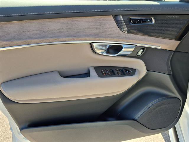 Certified 2026 Volvo XC90 B6 Plus AWD/4WD image 10
