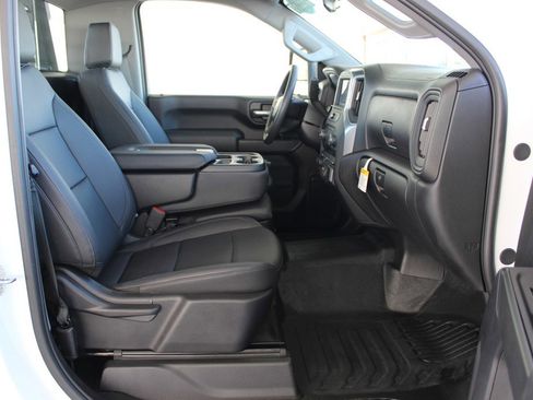 Used 2024 Chevrolet Silverado 3500 W/T w/ Snow Plow Prep Package image 18