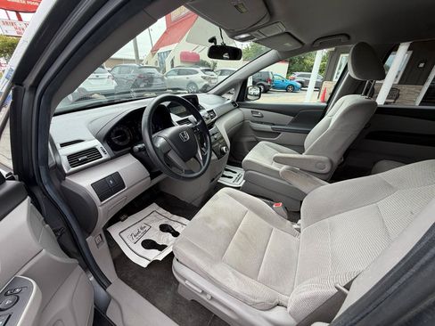 Used 2012 Honda Odyssey LX image 9