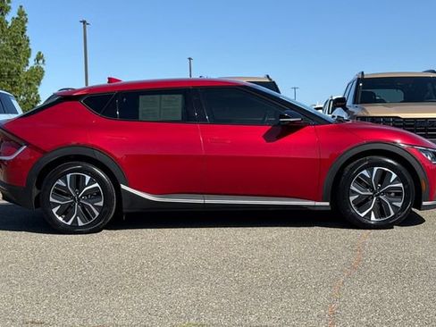 Certified 2024 Kia EV6 Light RWD image 3