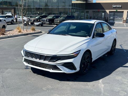 New 2026 Hyundai Elantra N Line FWD image 2