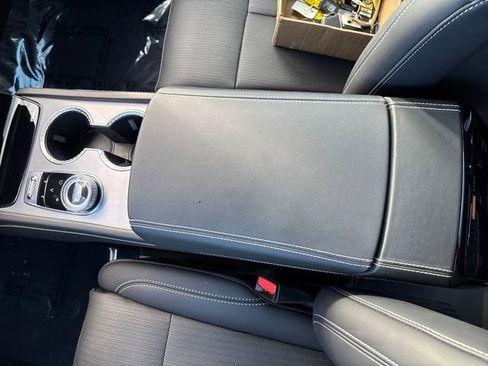 Used 2026 Cadillac Vistiq Sport w/ LPO, Floor Liner Package image 28