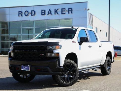 Used 2021 Chevrolet Silverado 1500 Custom Trail Boss w/ Safety Confidence Package image 1