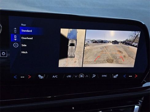 Used 2026 Chevrolet Traverse Z71 w/ Driver Confidence Package image 19