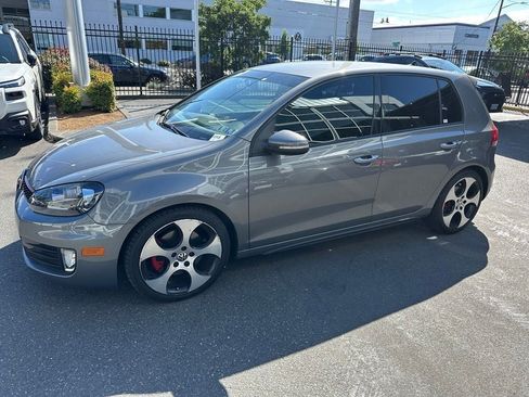 Used 2013 Volkswagen GTI 4-Door FWD image 3