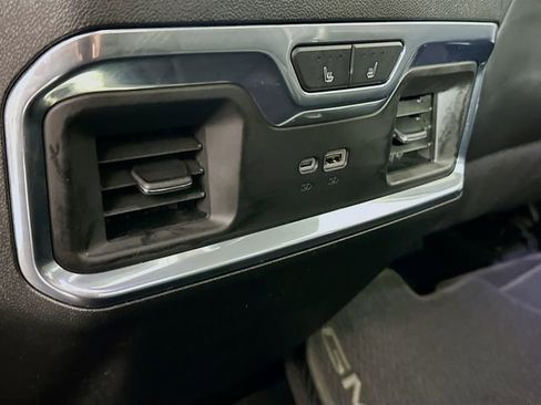 Used 2024 GMC Sierra 1500 Denali image 28