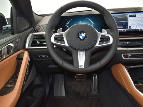 New 2026 BMW X6 xDrive40i w/ Climate Comfort Package image 29
