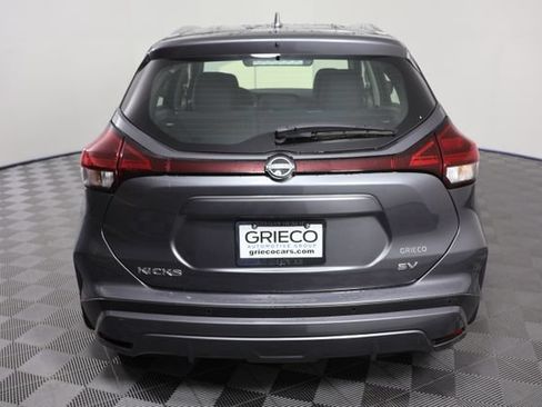 Used 2024 Nissan Kicks SV FWD image 7