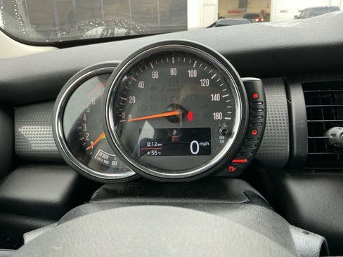 Used 2017 MINI Cooper 2-Door Hardtop image 19