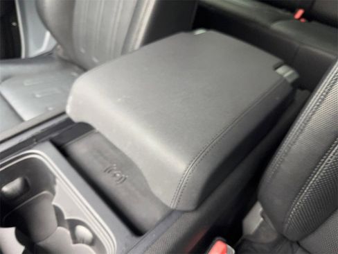 Used 2021 Land Rover Defender 90 X-Dynamic S image 63