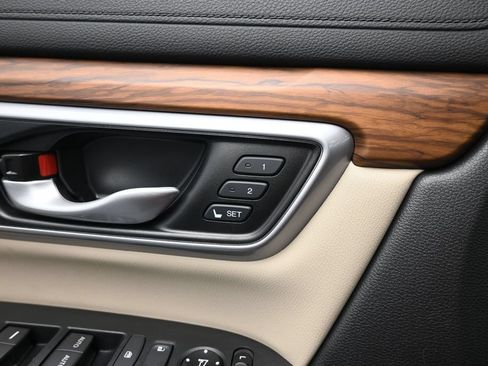 Certified 2018 Honda CR-V Touring image 20