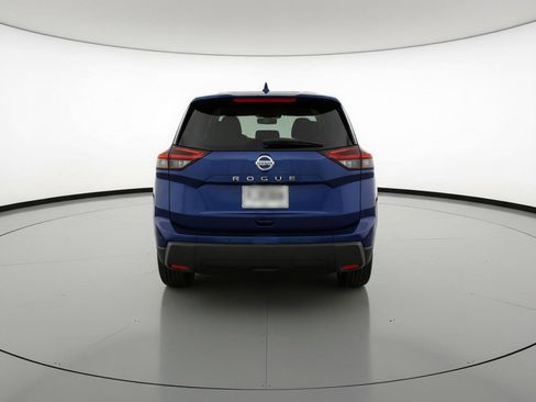 Used 2025 Nissan Rogue SV image 7
