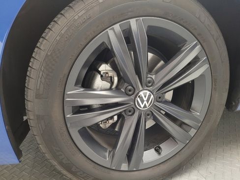 Used 2024 Volkswagen Jetta SE w/ Panoramic Sunroof Package image 31