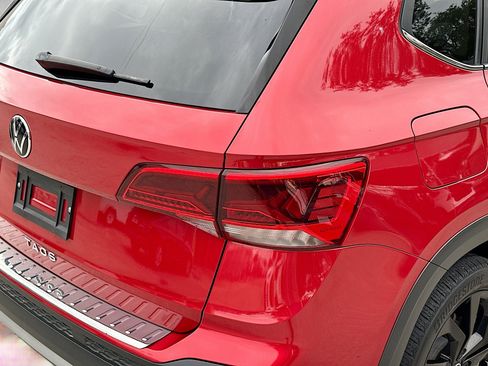 Used 2023 Volkswagen Taos SE image 27