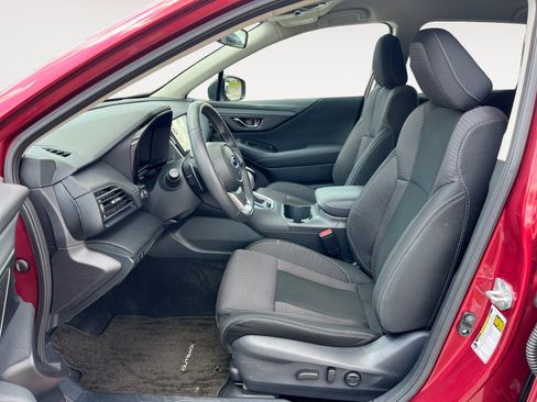 Used 2024 Subaru Outback Premium image 9