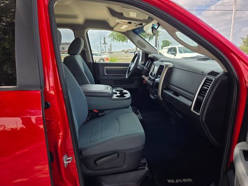 Used 2019 RAM 1500 Classic SLT RWD image 24