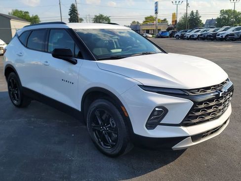 Used 2023 Chevrolet Blazer LT w/ Convenience Package FWD image 16