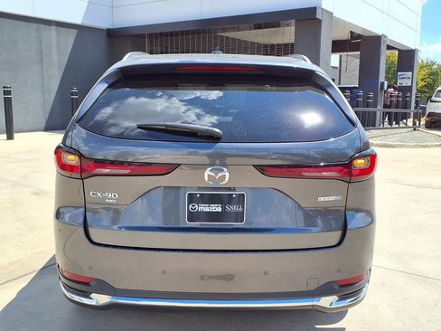 Used 2024 MAZDA CX-90 Plug-In Hybrid w/ Premium Pkg AWD/4WD image 4