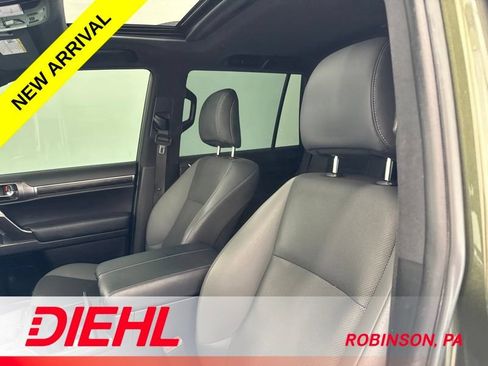 Used 2022 Lexus GX 460 w/ Black Line Special Edition AWD/4WD image 20