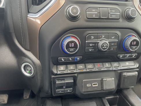 Used 2022 Chevrolet Silverado 3500 High Country w/ Safety Package II AWD/4WD image 31