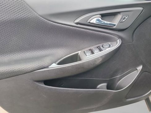 Used 2024 Chevrolet Malibu LS image 17