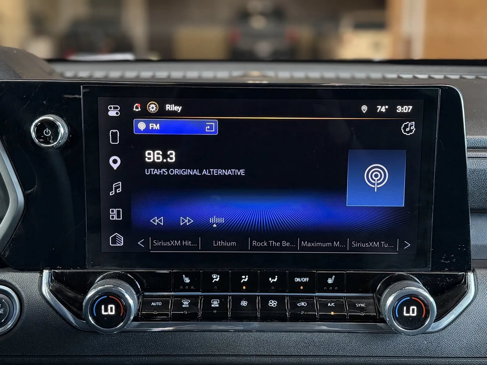 Used 2026 Chevrolet Colorado Trail Boss AWD/4WD image 32