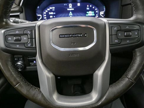 Used 2022 GMC Yukon Denali w/ Denali Premium Package AWD/4WD image 40