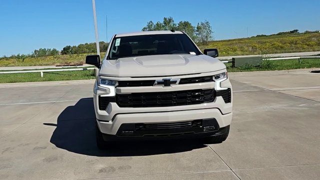 New 2026 Chevrolet Silverado 1500 RST w/ RST Select Package AWD/4WD image 3