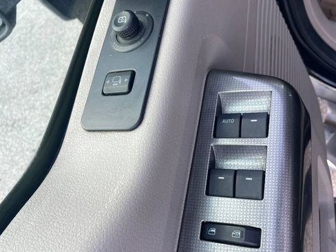 Used 2009 Ford F250 FX4 AWD/4WD image 22